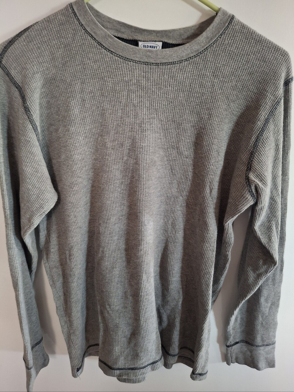 Old Navy Men's Light Gray Waffle Crewneck Sweater